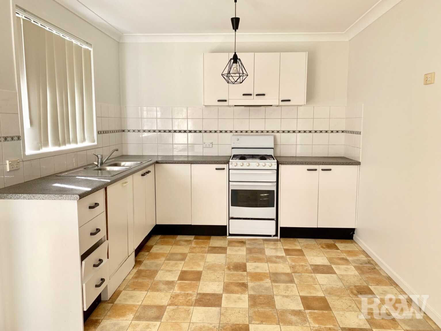 3 Seabrook Crescent Huntington Heights