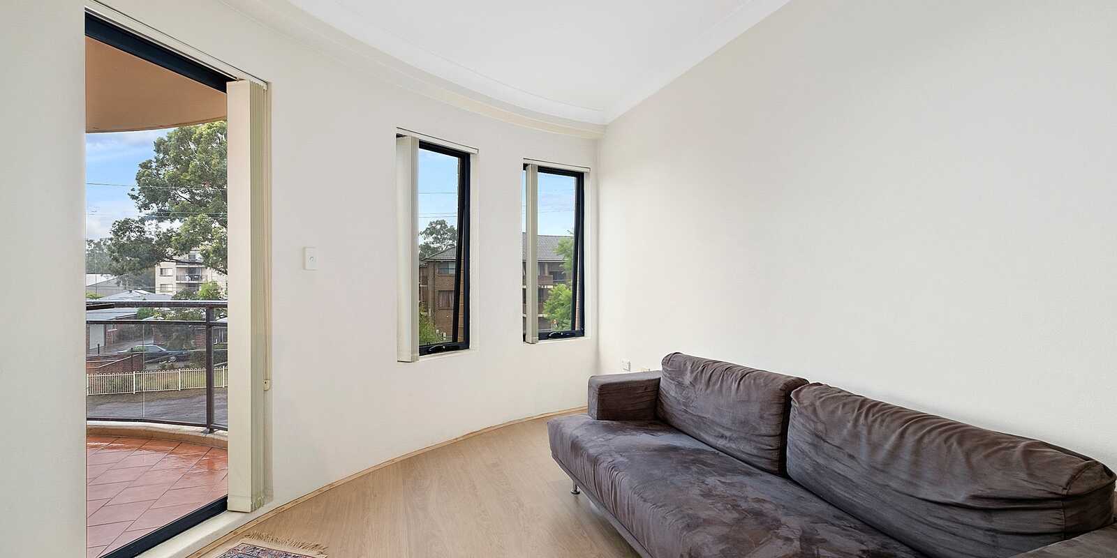 10/28-30 Fourth Avenue Blacktown