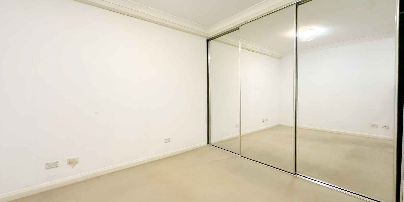 311/11A Lachlan Street Waterloo