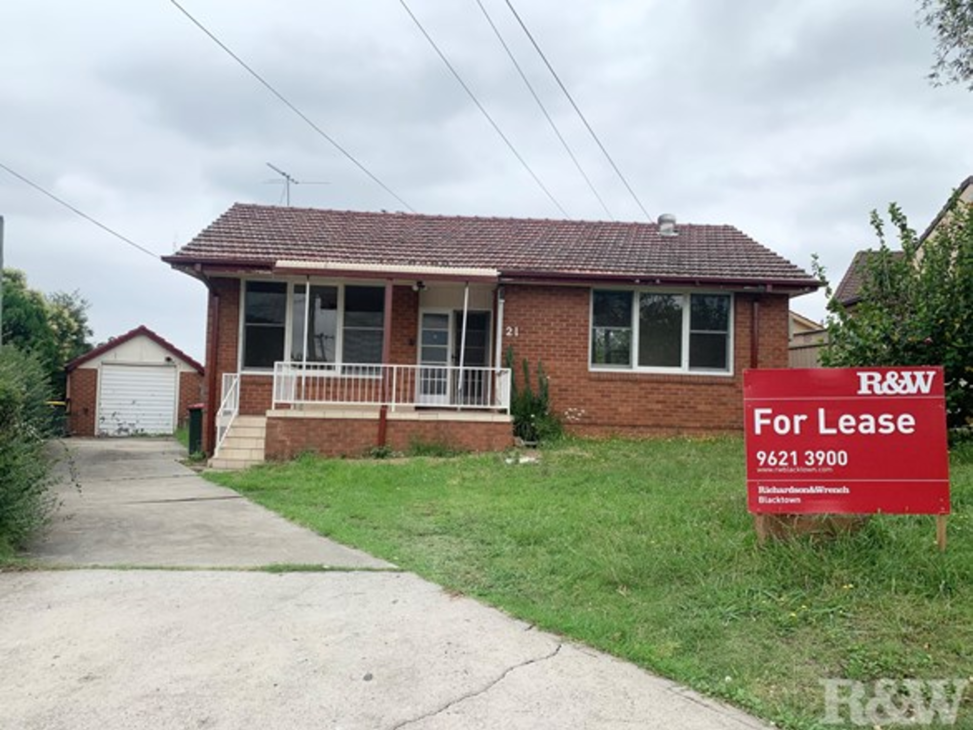 21 Blue Hills Crescent Blacktown