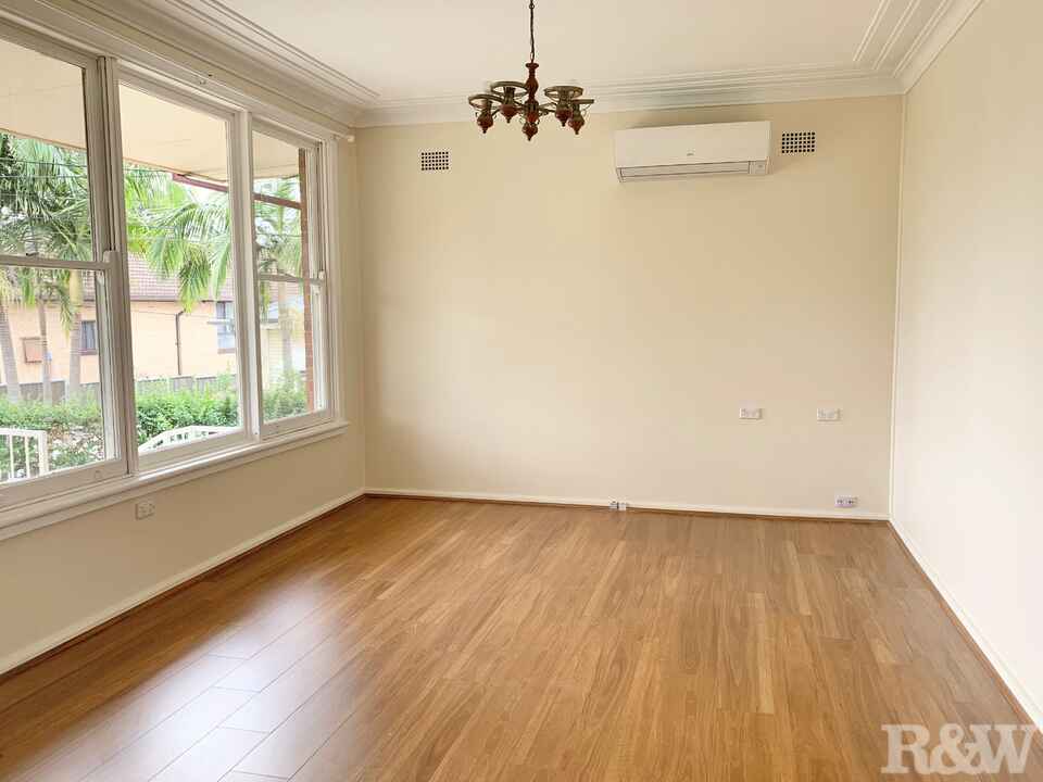 21 Blue Hills Crescent Blacktown