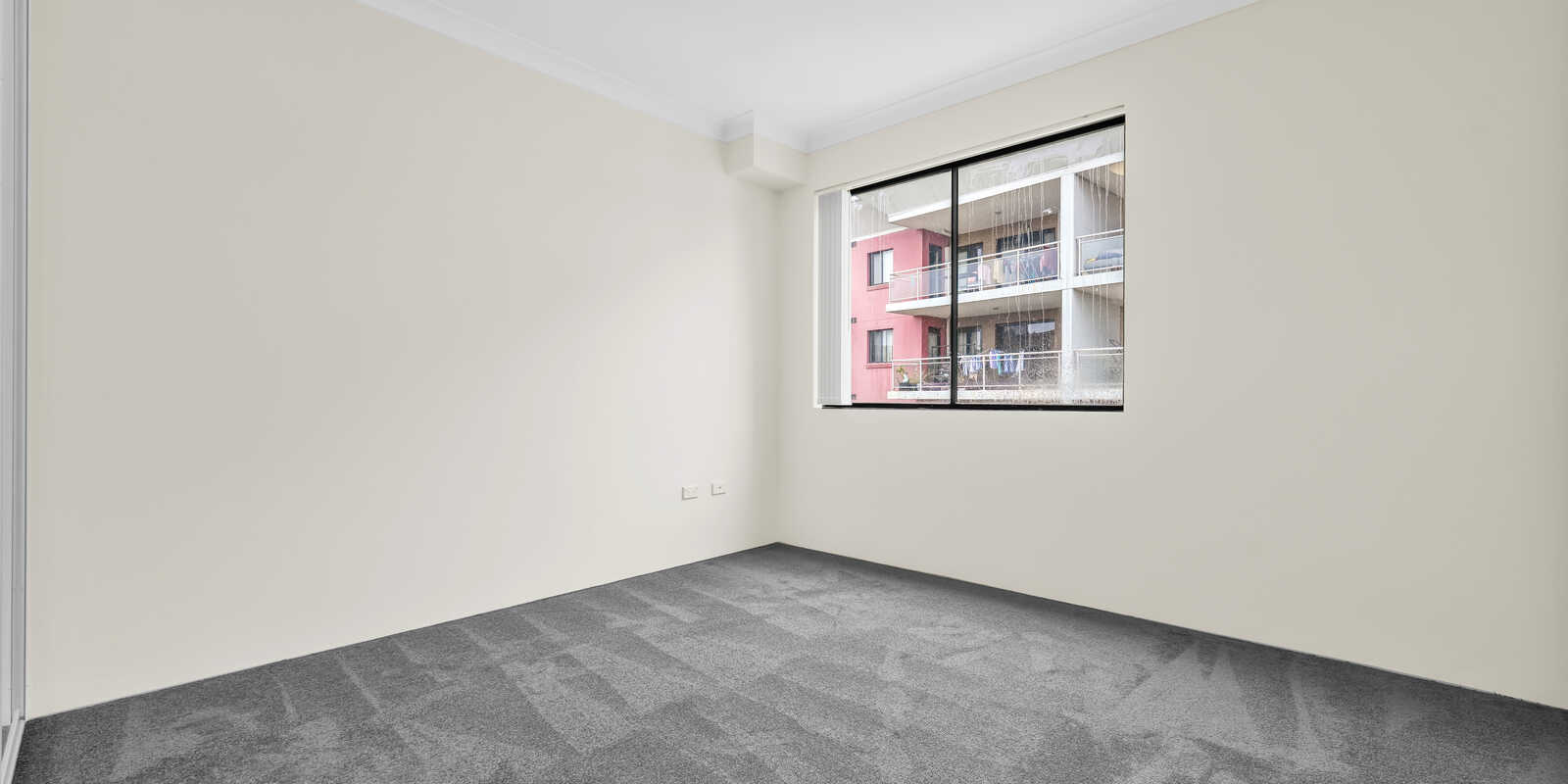 27/20 Fourth Avenue Blacktown
