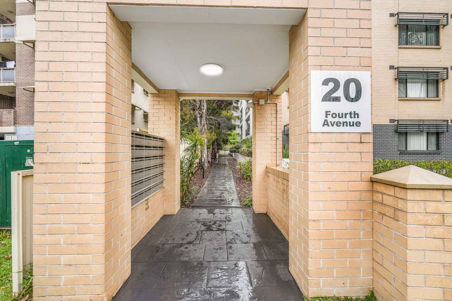 27/20 Fourth Avenue Blacktown