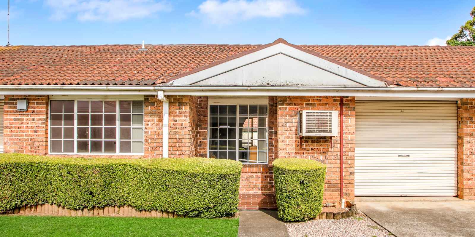 8/19 Fifth Avenue Blacktown