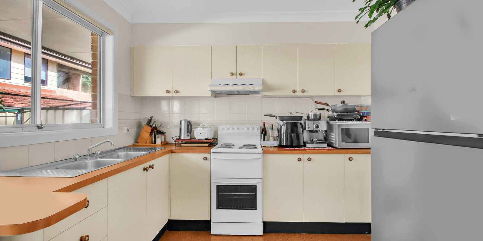 8/19 Fifth Avenue Blacktown