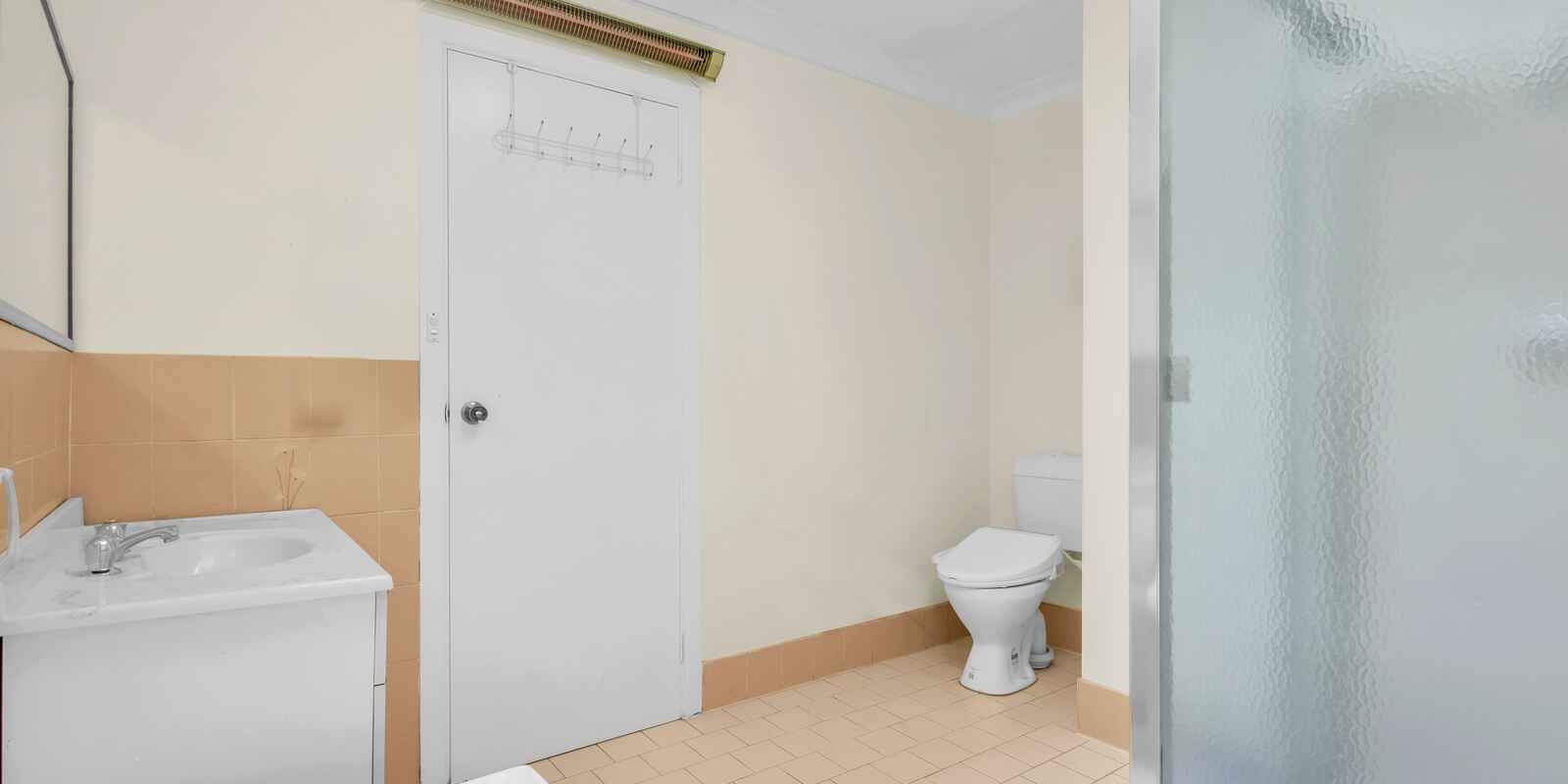 8/19 Fifth Avenue Blacktown