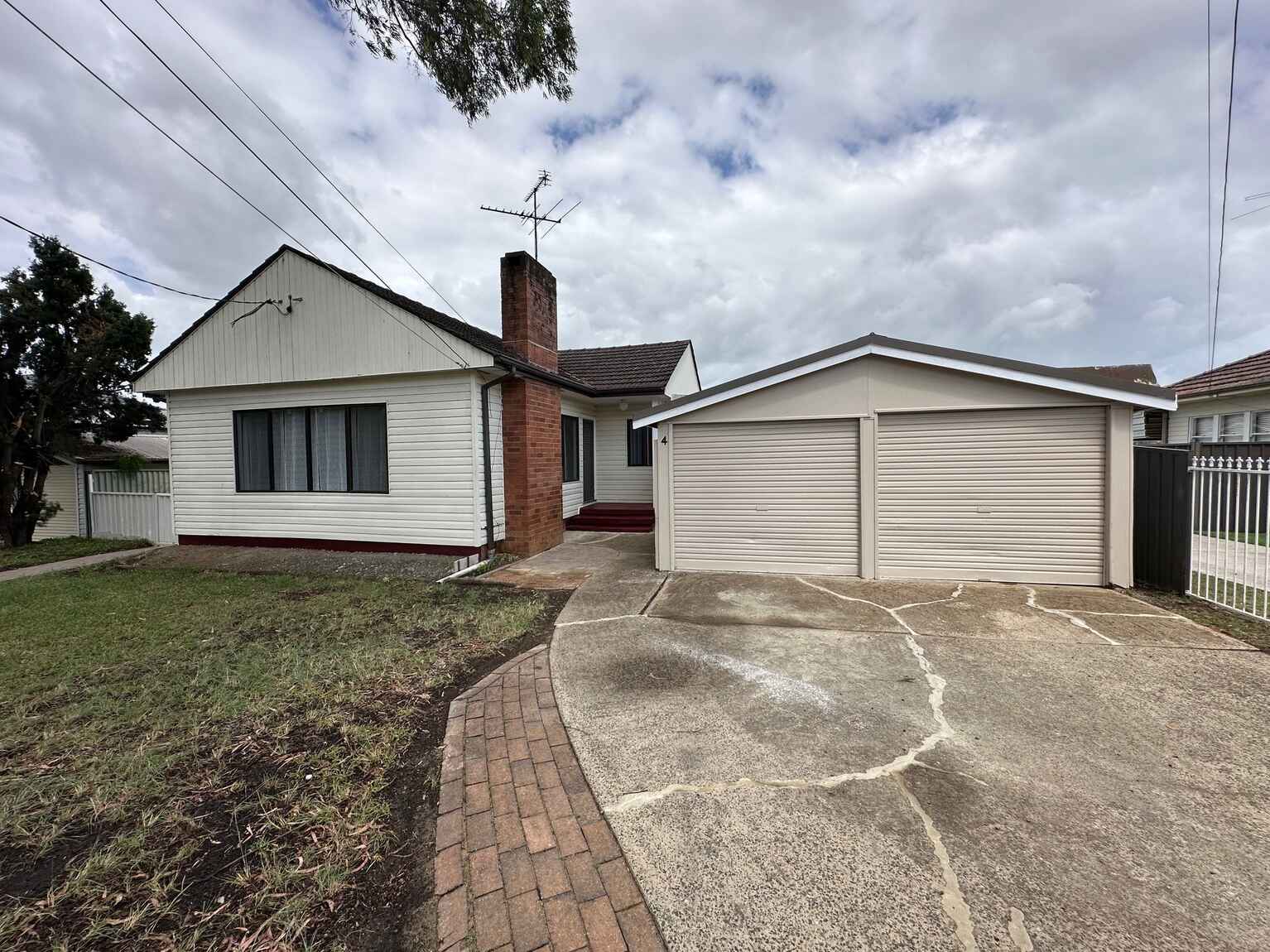 4 Taworri Street Doonside