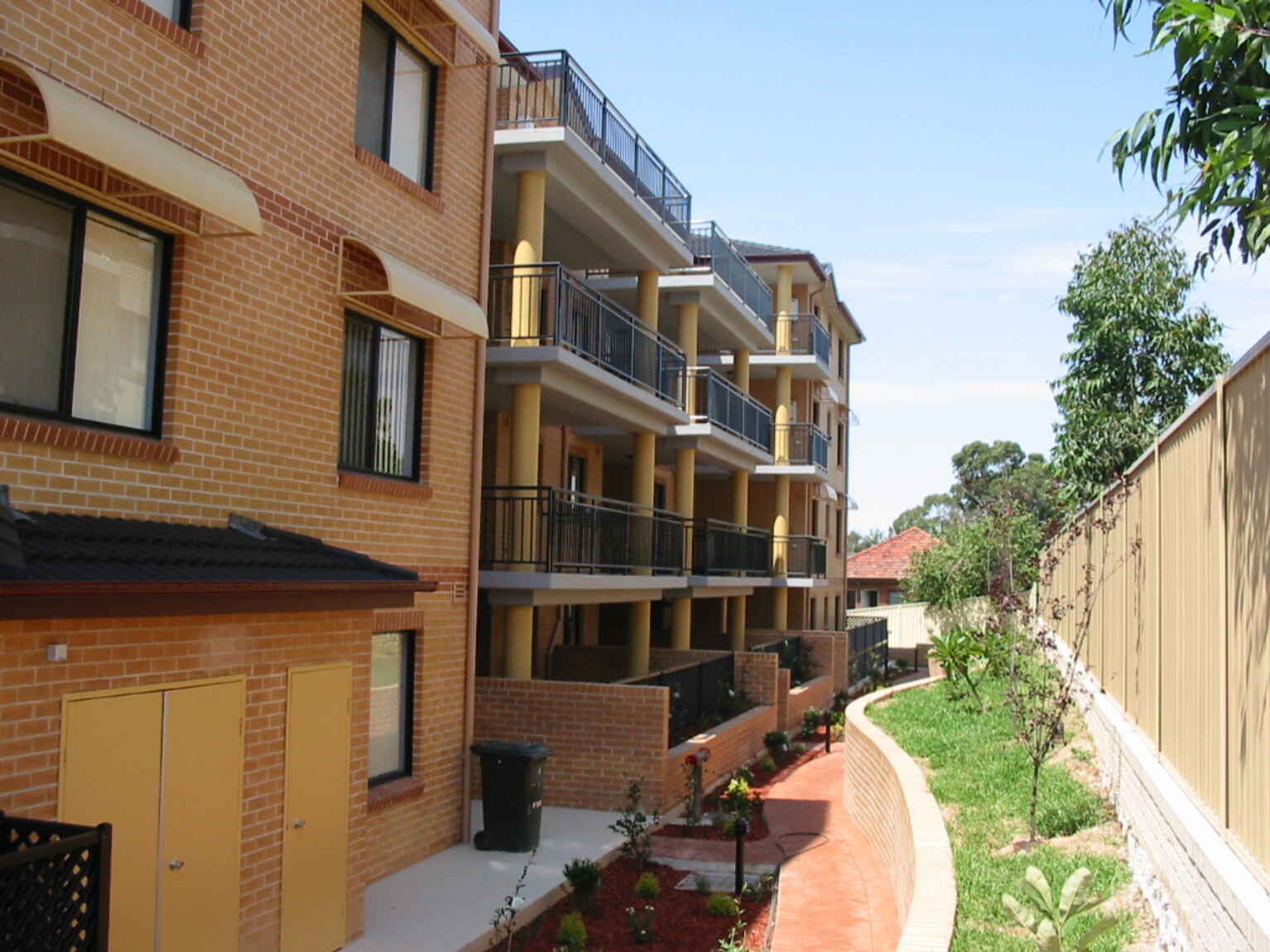 15/4-6 Clifton Street Blacktown
