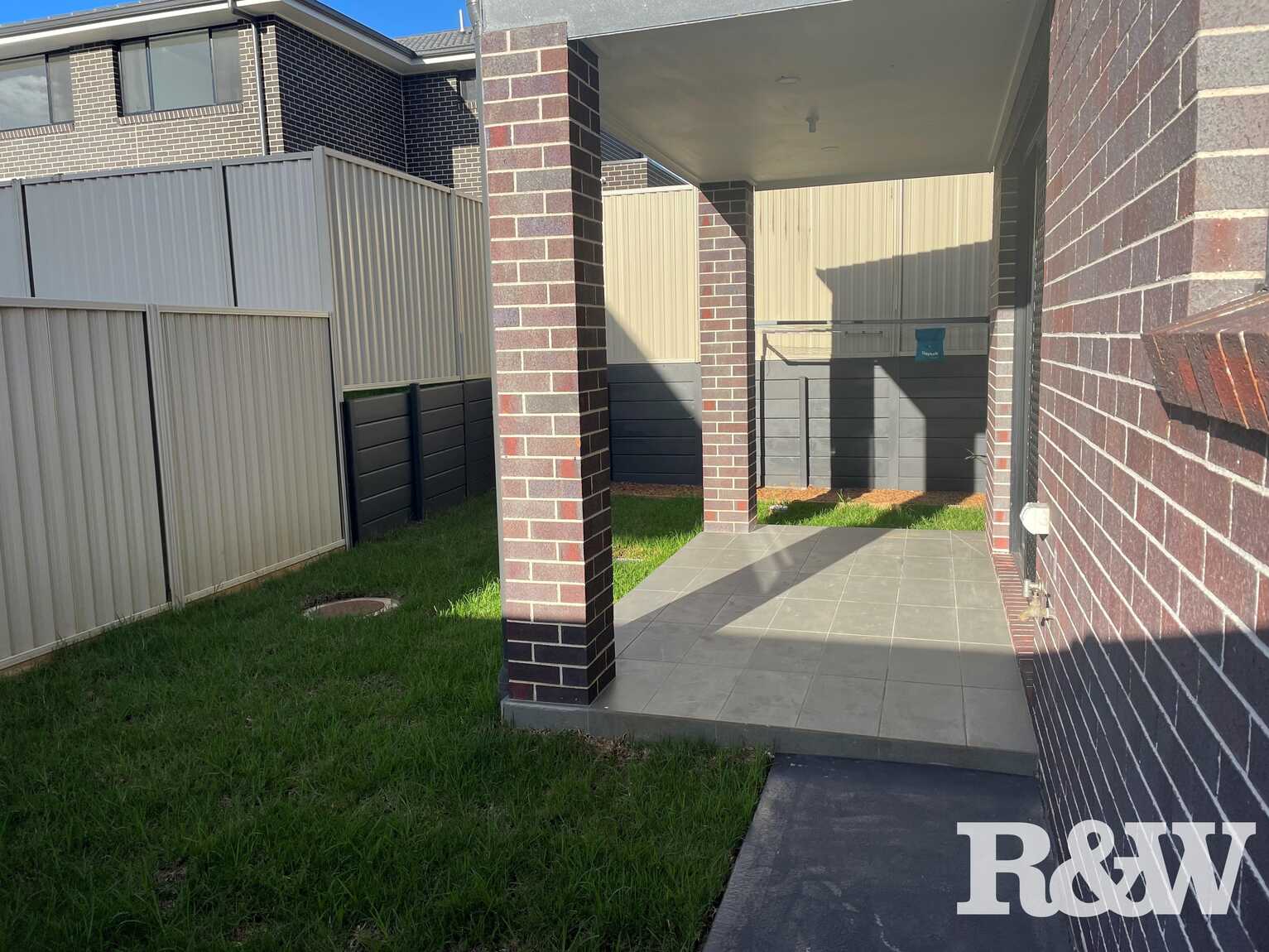 13 McBeth Place Doonside