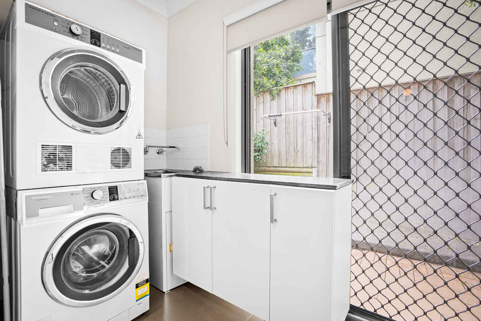 49 Tilbury Avenue Stanhope Gardens