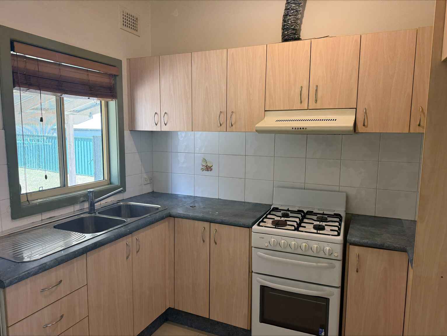 17 Mountview Avenue Doonside