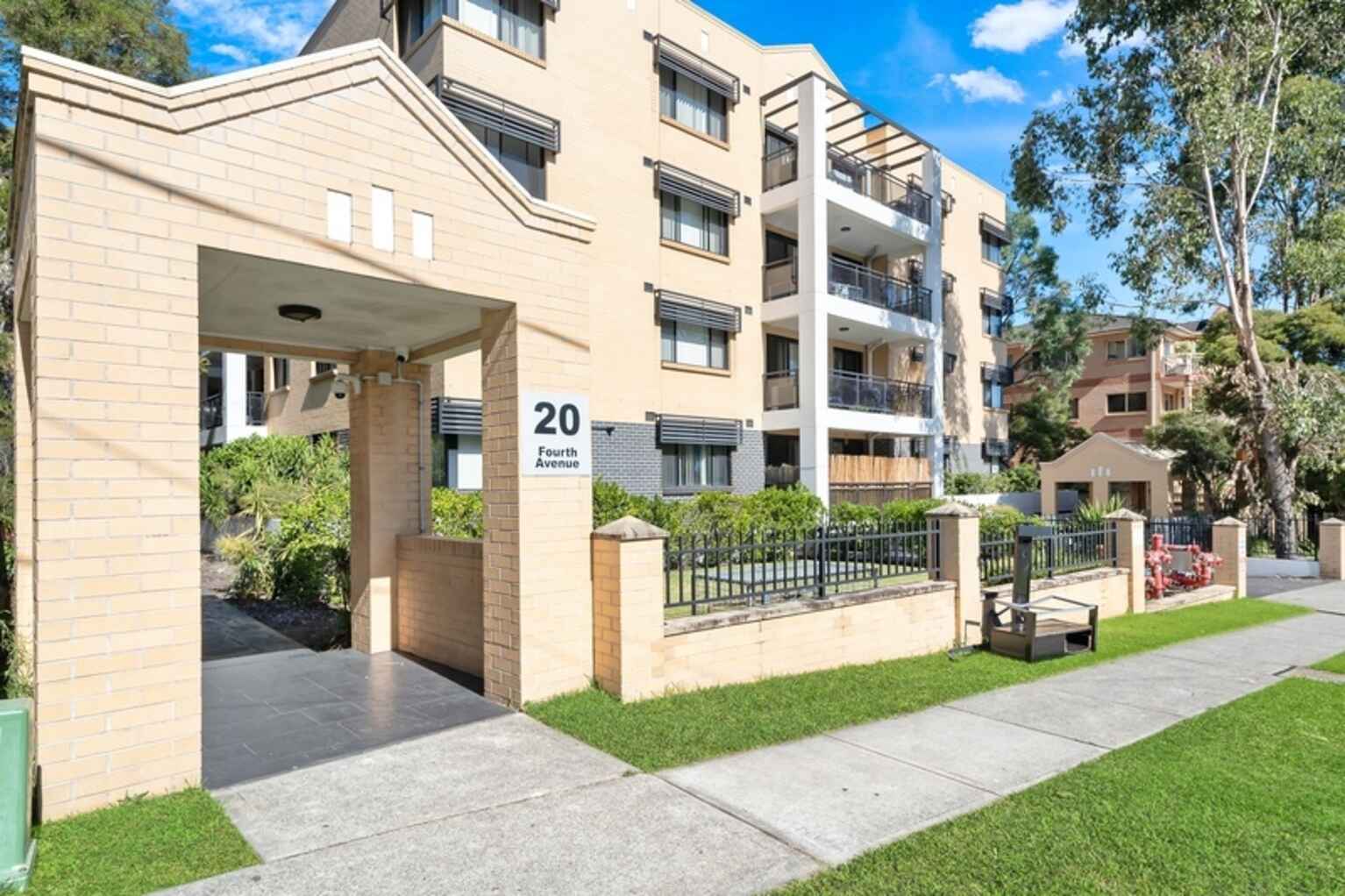 6/20 Fourth Avenue Blacktown