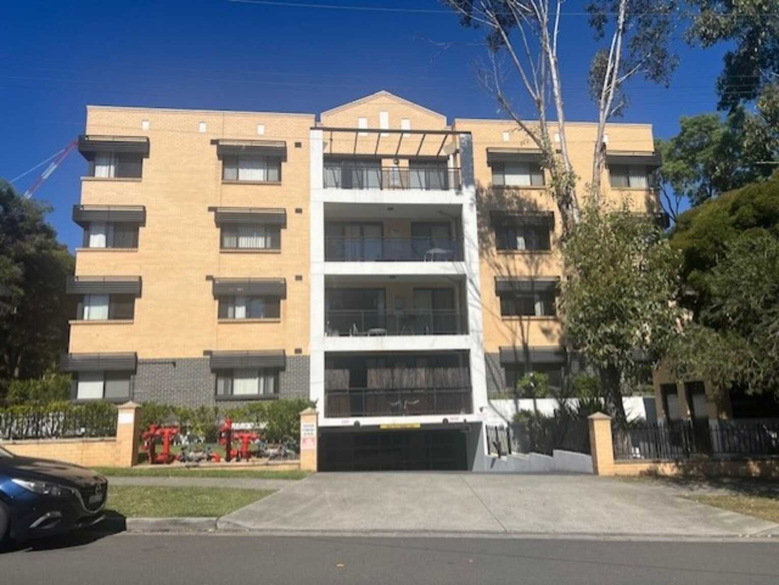 2/20-22 Fourth Avenue Blacktown
