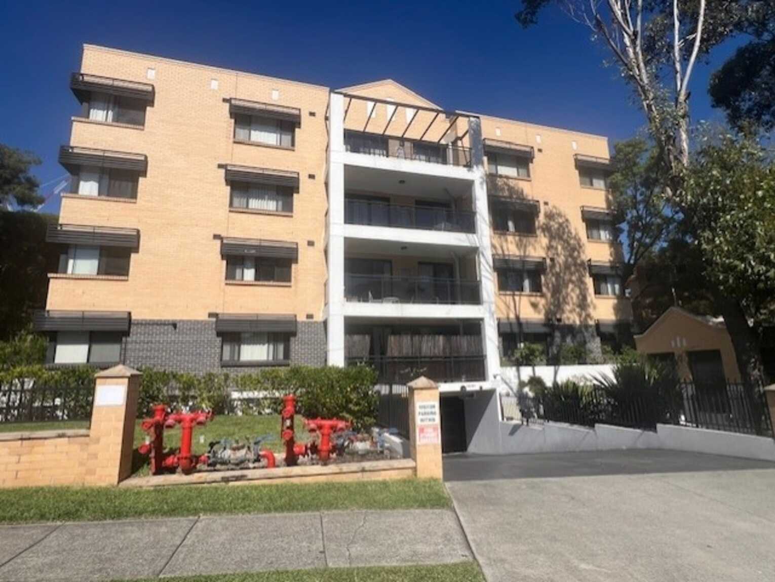 2/20-22 Fourth Avenue Blacktown