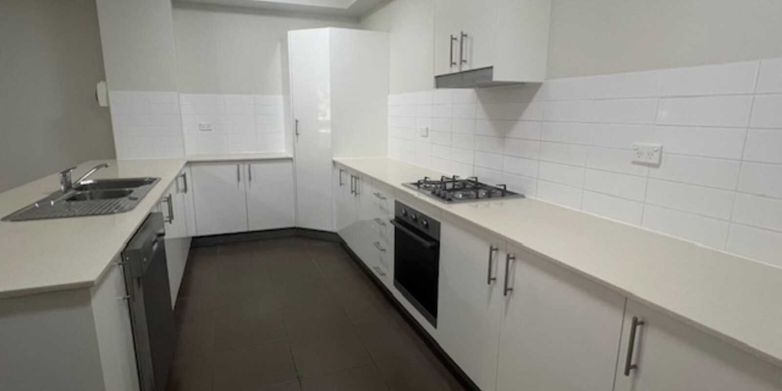 2/20-22 Fourth Avenue Blacktown