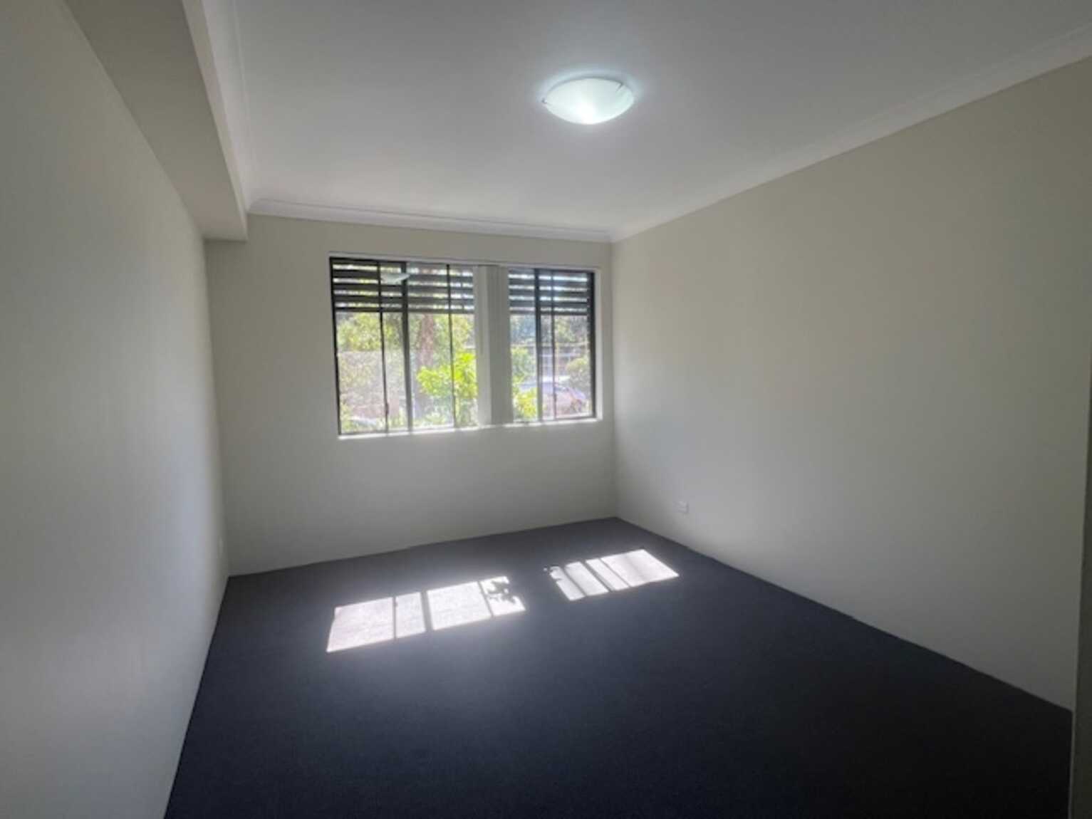 2/20-22 Fourth Avenue Blacktown