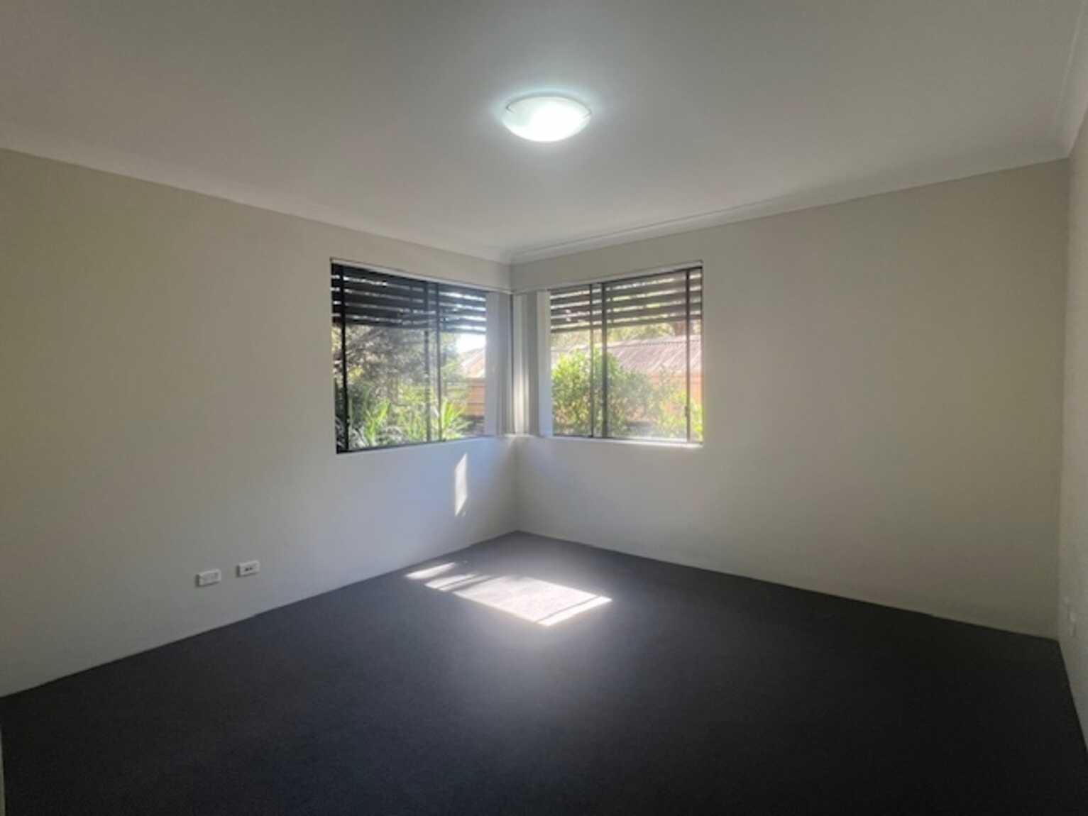 2/20-22 Fourth Avenue Blacktown