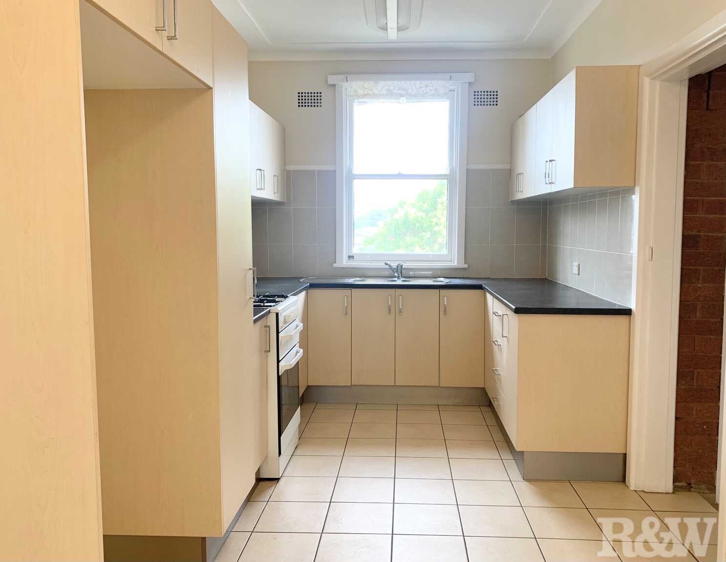 21 Blue Hills Crescent Blacktown
