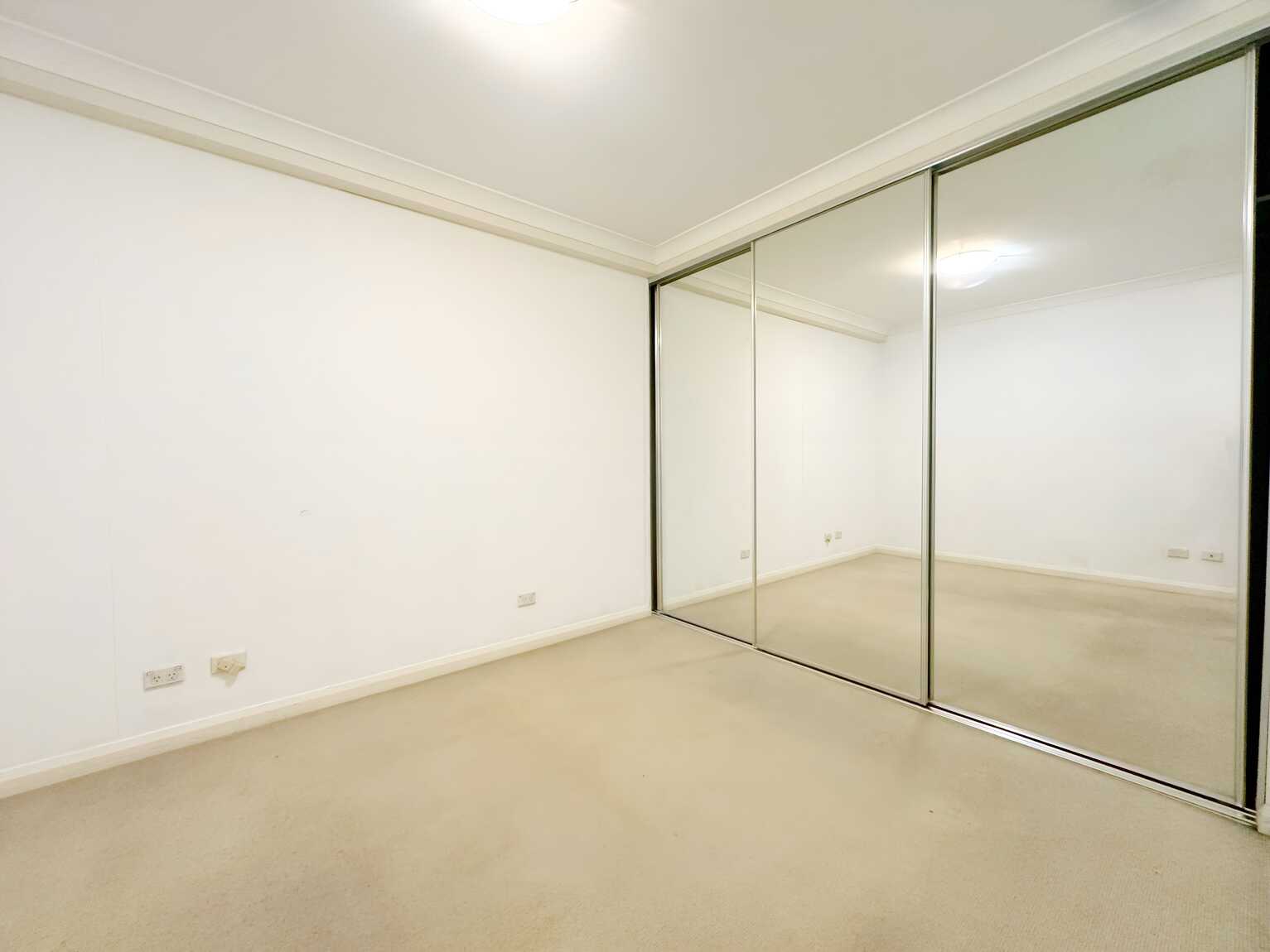 311/11A Lachlan Street Waterloo