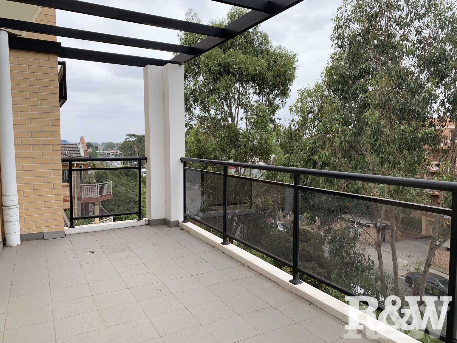 24/20-22 Fourth Avenue Blacktown