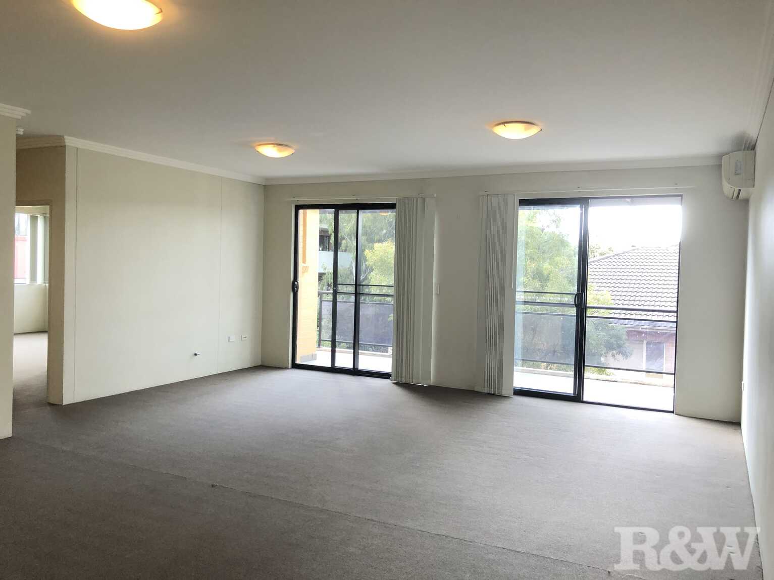 28/20-22 Fourth Avenue Blacktown