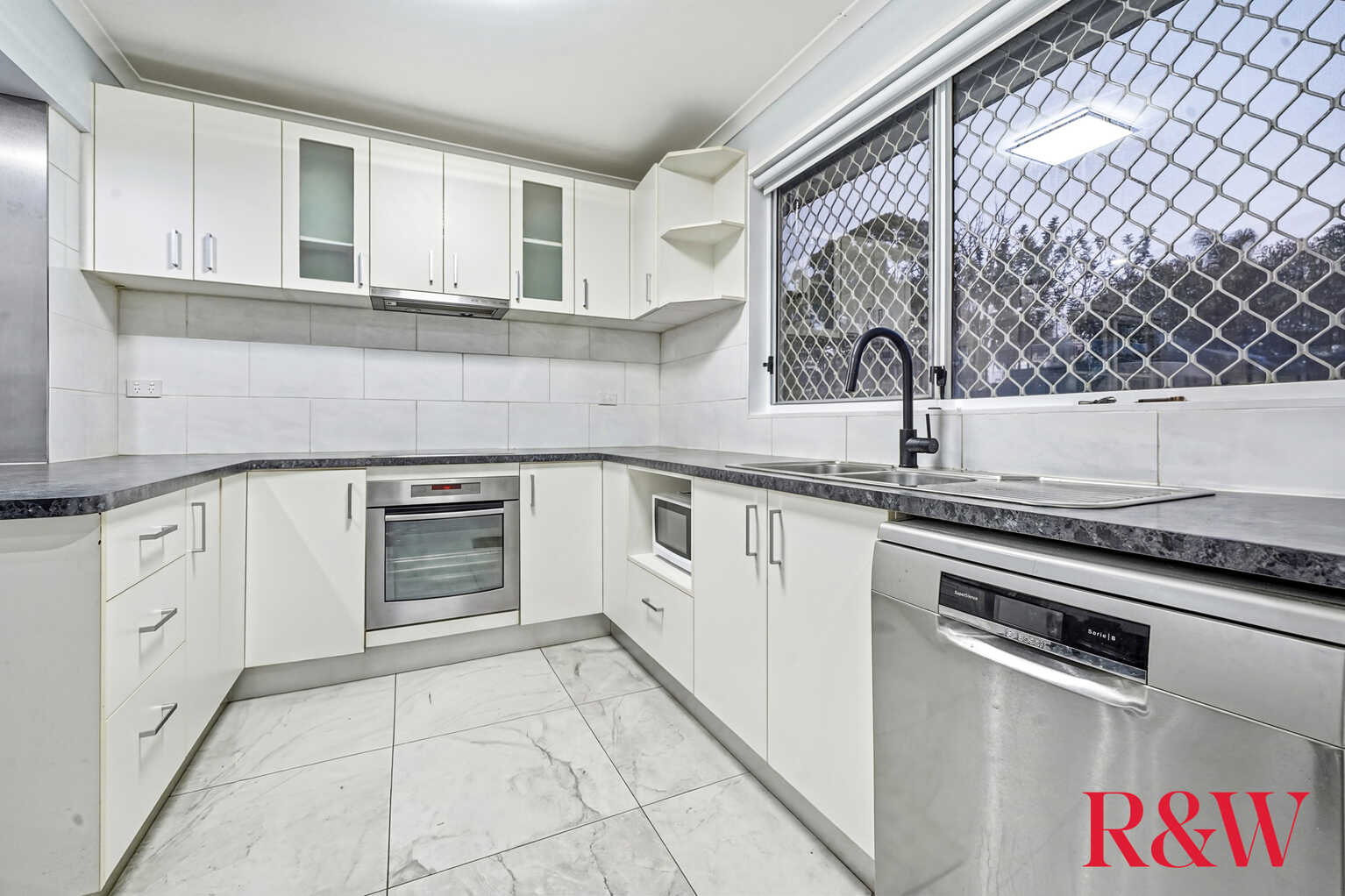 16 Robyn Street Blacktown
