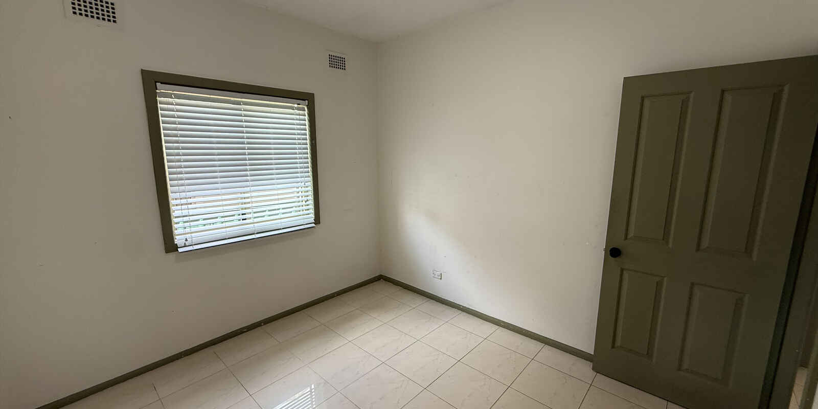 17 Mountview Avenue Doonside