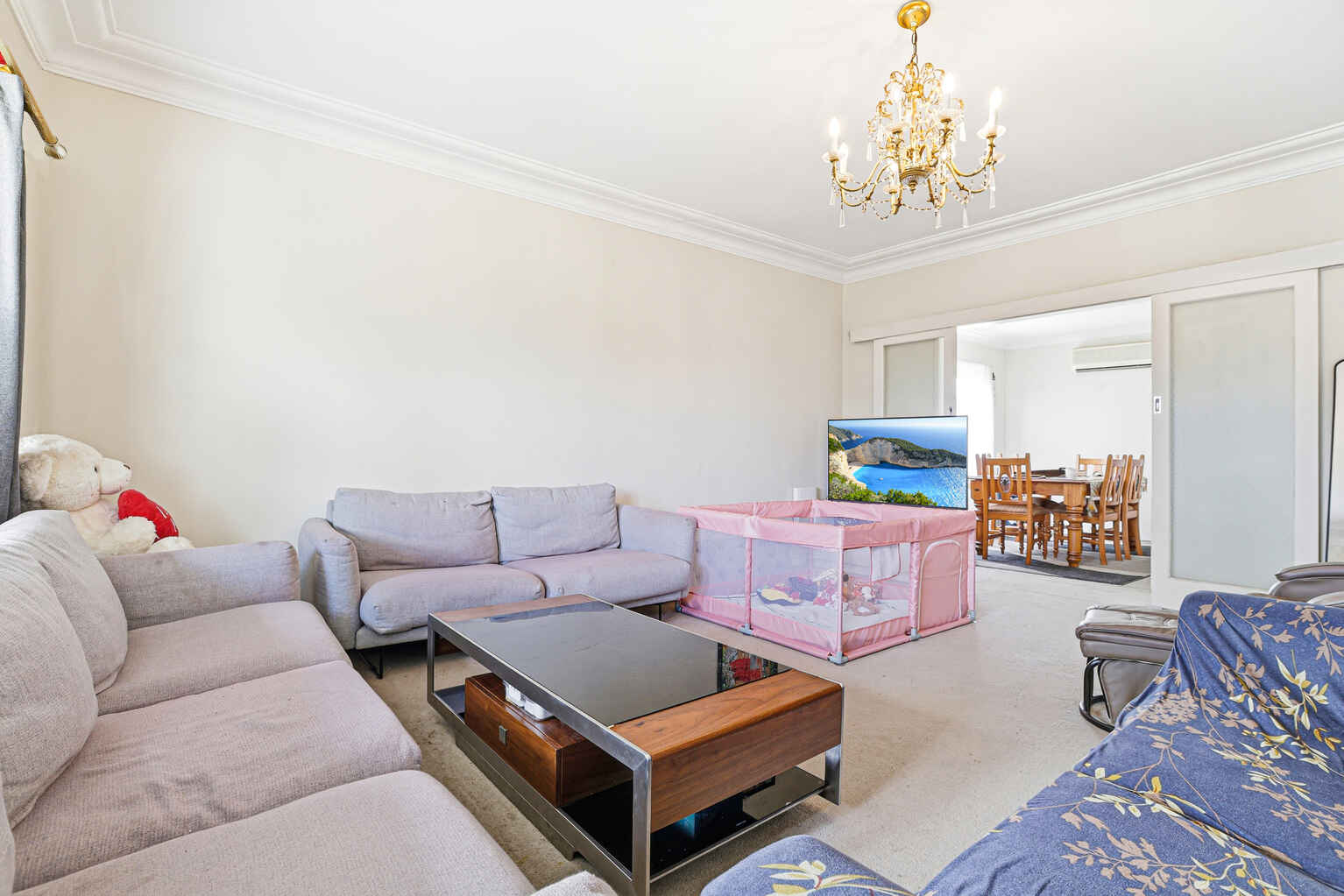 22 Western Crescent Blacktown