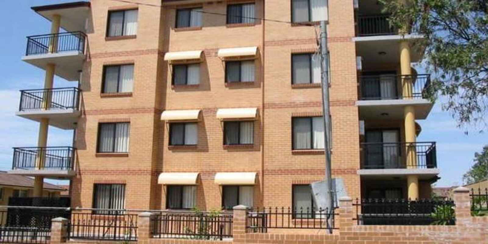 14/4-6 Clifton Street Blacktown