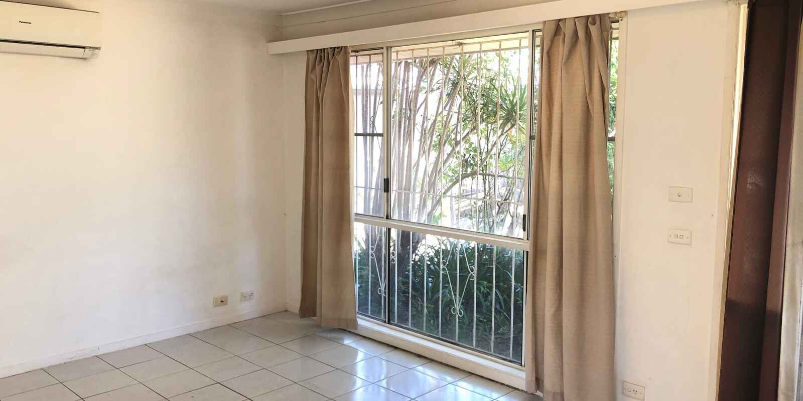12 Camphorlaurel Court Doonside